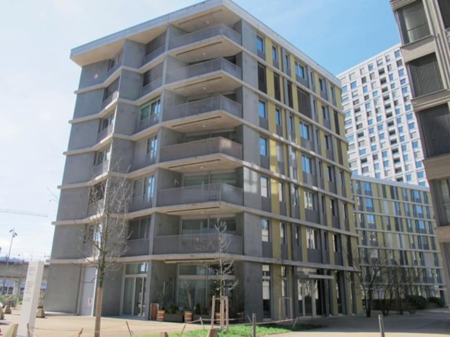 Wohnung Im Trendquartier Zentral - 24-7 Check-In With Keybox Цюрих Екстер'єр фото